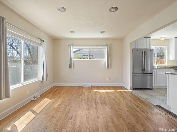 5th image of 1245 S Beach Court