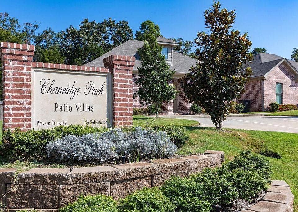 1st image of 4 Chanridge Park Dr #2