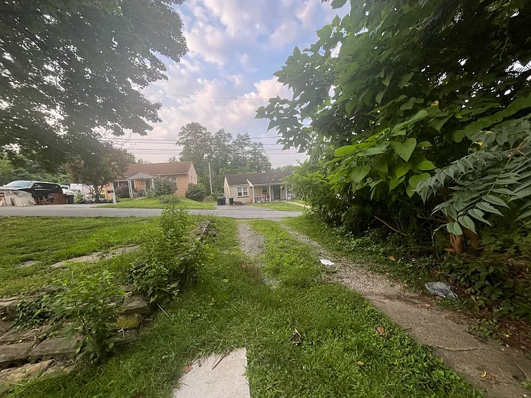 Coatesville - 112 Gibbons Ave — Photo 15