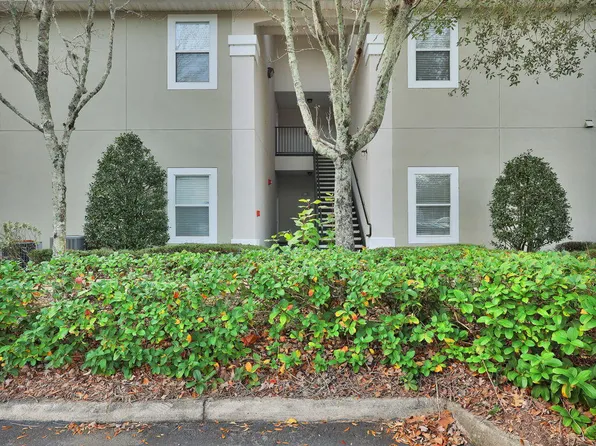 6112 MAGGIES Circle #102, Jacksonville, FL 32244