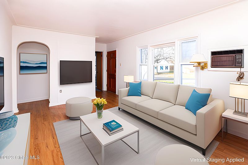 3rd image of 6 Westbrook Drive