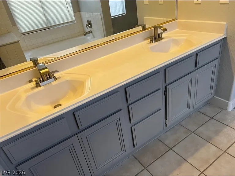 1425 Dragon Rock Dr — Photo 14