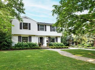 2327 Tilbury Pl, Bloomfield Hills, MI 48301
