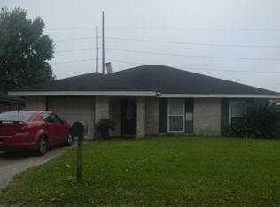 281 W Oakland Dr, Saint Rose, LA 70087