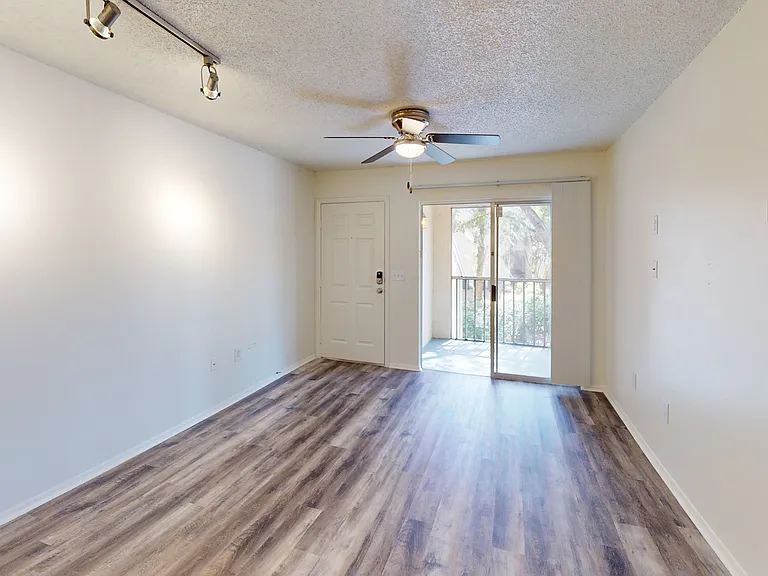 Lakewood Place — Photo 49