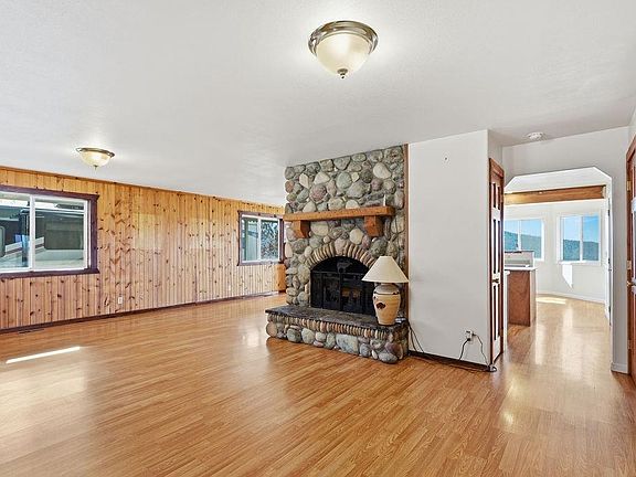 4th image of 3655 Breckenridge Rd