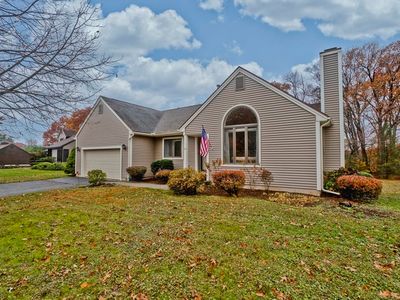 36 Cottonwood Ln, Agawam, MA, 01001