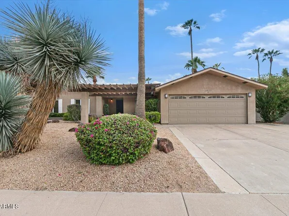 8825 E KALIL Drive, Scottsdale, AZ 85260