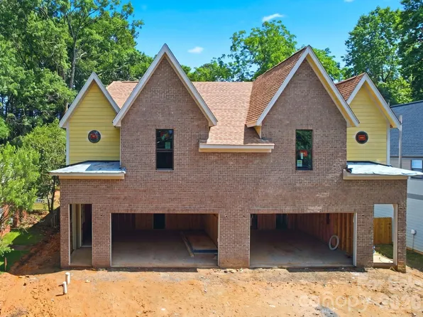 2621 Springway Dr, Charlotte, NC 28205