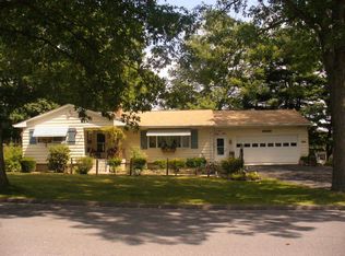 8 Lafayette St, Avis, PA 17721