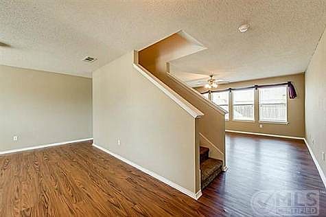 5th image of 3704 Gannet Dr