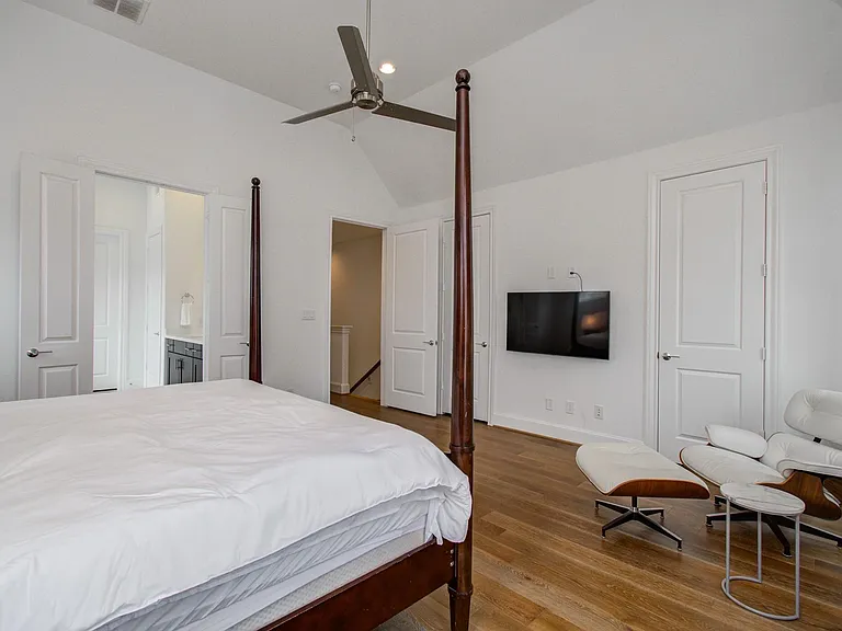 1512 Stuart St — Photo 26