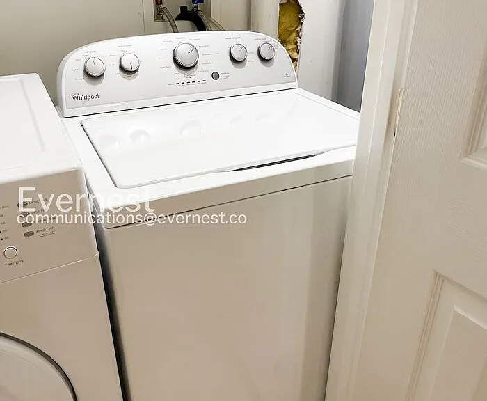 1101 Highpointe Blvd — Photo 32