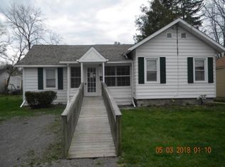 409 North St, Chittenango, NY 13037