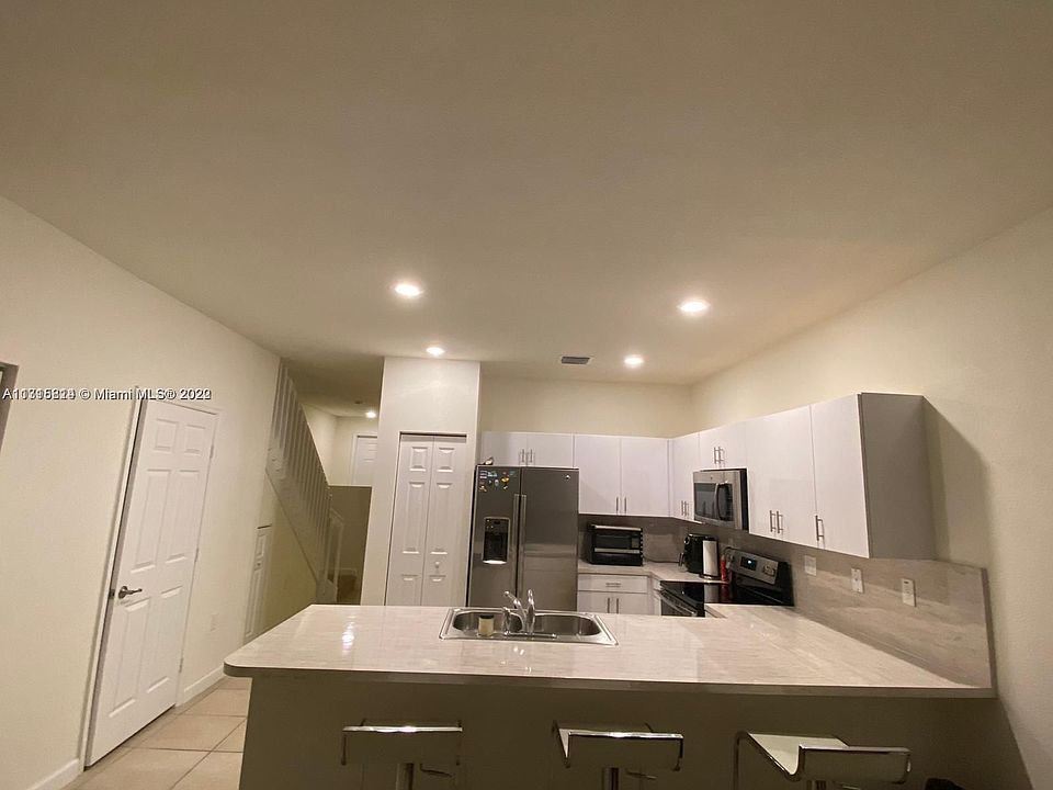 1st image of 3276 W 92nd Pl Unit 3276