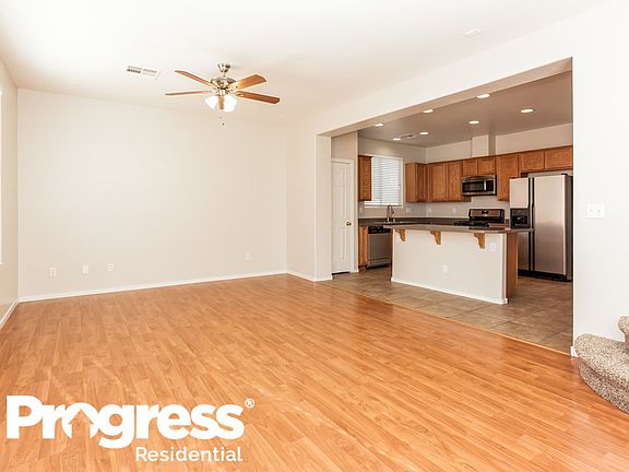 2nd image of 5865 Hollingshed Ct