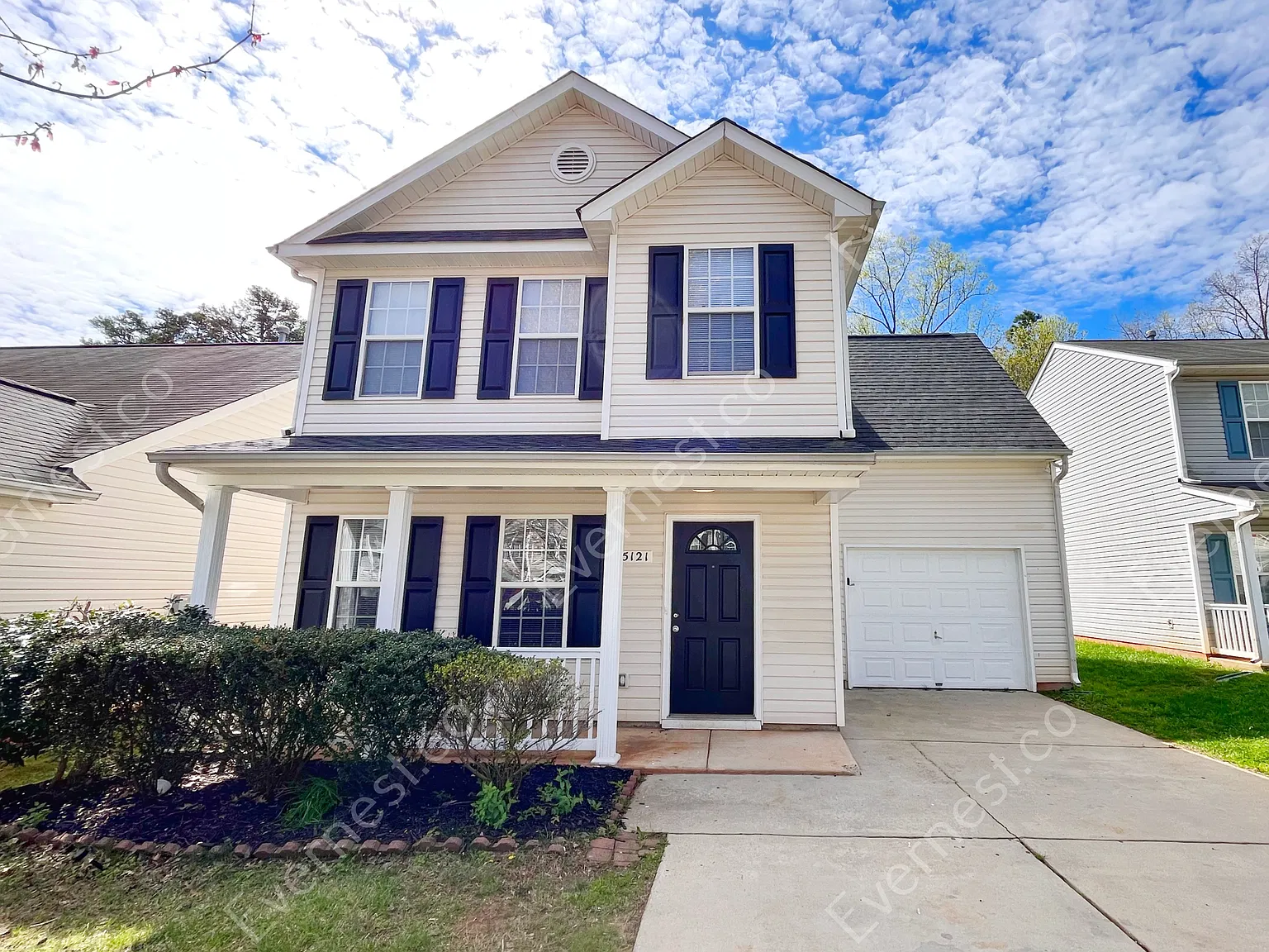 5121 Magnasco Ln — Photo 2