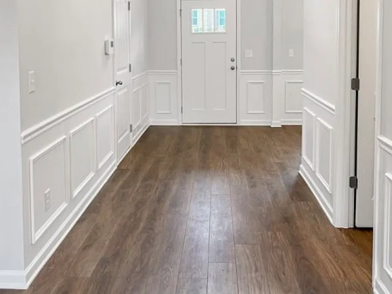 2115 Teale Ln — Photo 2