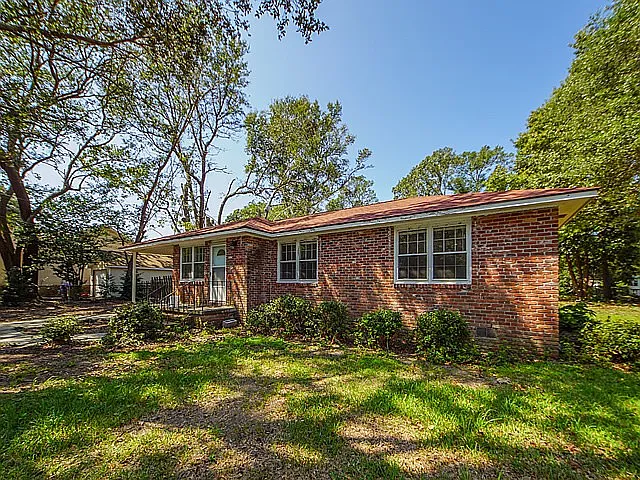 939 Dill Avenue — Photo 3