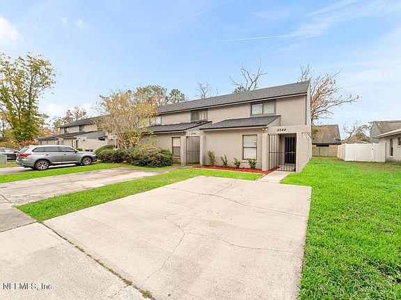 2nd image of 5544 GREATPINE Lane N