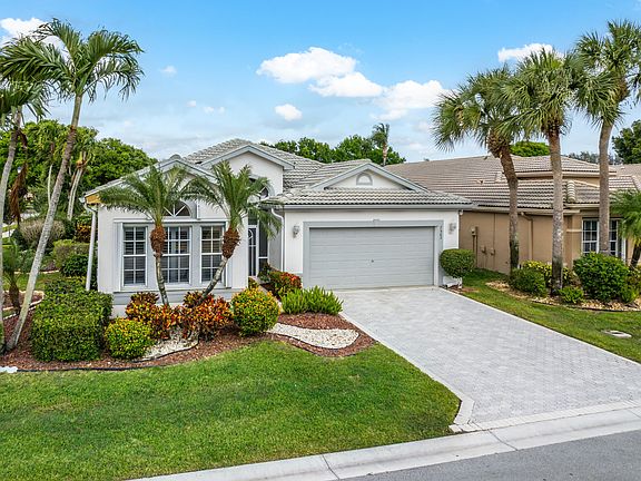 2nd image of 7563 Sagunto Street