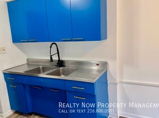 2817 Noble Rd APT 7, Cleveland, OH 44121