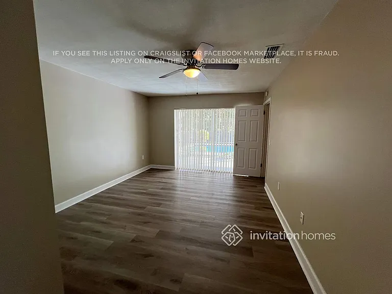 11830 NW 30th Pl — Photo 15