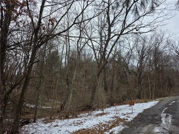 0 Harrold St, Jeannette, PA 15644