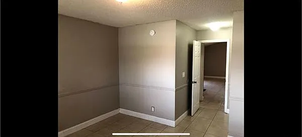 7427 SW 11th Ct — Photo 16