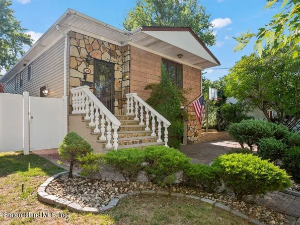 219 Freedom Ave, Staten Island, NY 10314
