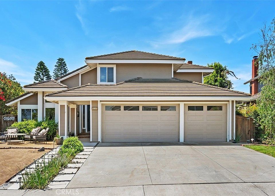 1st image of 25732 Weston Dr