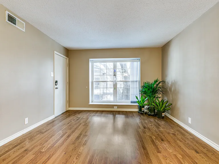 5322 Fleetwood Oaks Ave #242 — Photo 6