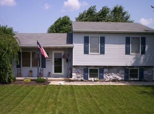 2131 Sheri Ln, Mount Joy, PA 17552