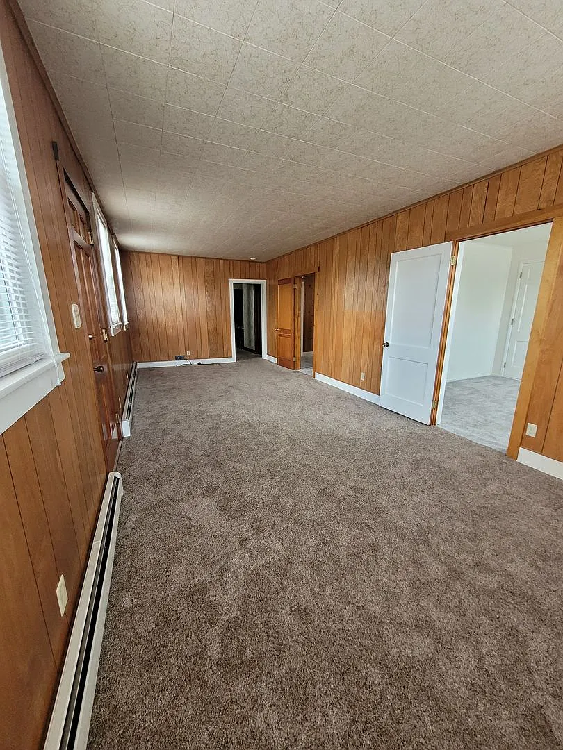 40 South Charlotte Street — Photo 2