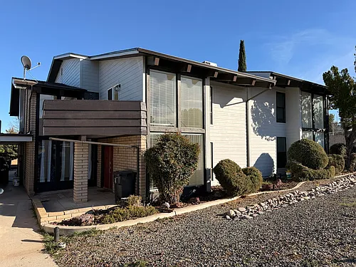 1131 N Tapadero Dr #A4 Photo 1