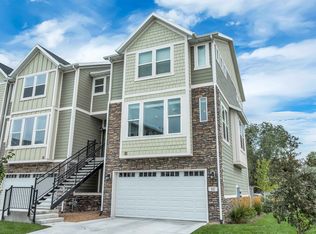 52 E Golden Privet Dr, Draper, UT 84020