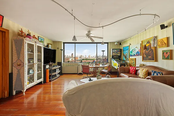 Living room, photo 4