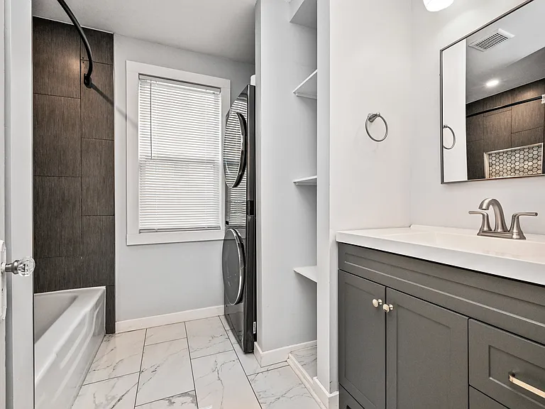 3900 Sheridan Ave S #1 — Photo 14