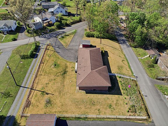 2nd image of 12043 Iris Ave