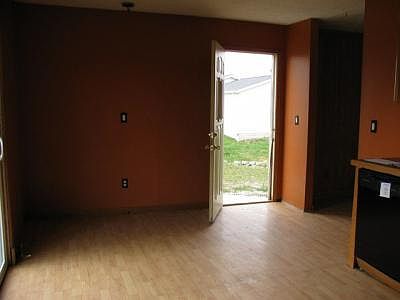 5th image of 1895 Grandview Dr
