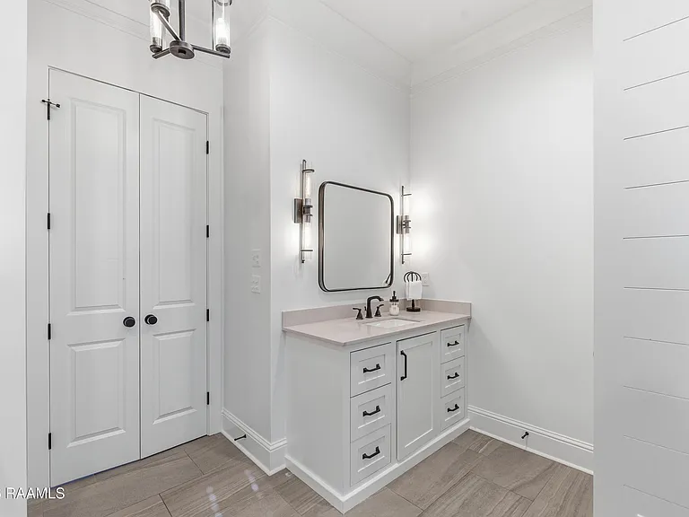 102 Harvest Creek Ln — Photo 24