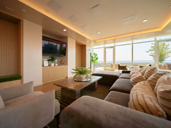 2455 3rd Avenue image 18 of 30