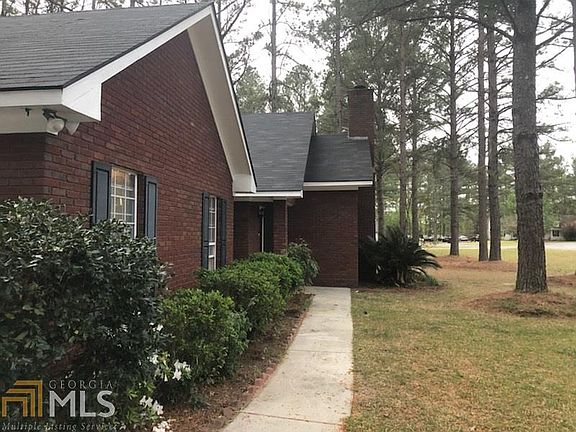 2nd image of 2536 Westover Dr