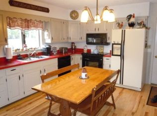 146 Picketts Corners Rd, Saranac, NY 12981