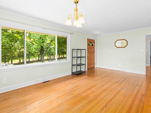4th image of 2971 Old Salisbury Rd