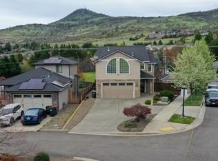 120 Eagle Trace Dr, Medford, OR