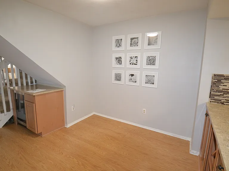 3379 Fox Hunt Dr — Photo 22