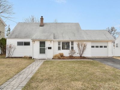60 Bergen Dr, Little Falls, NJ, 07424