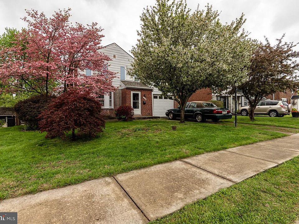 1st image of 1414 Sunset Dr