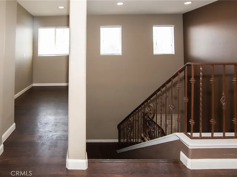 619 W Avenue H13 — Photo 15